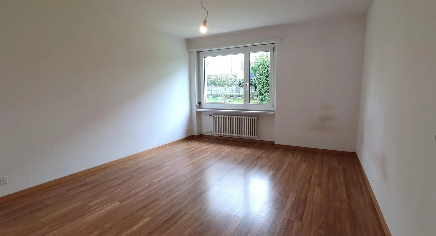 Appartamento soleggiato in un tranquillo quartiere residenziale - Foto 3 di 6