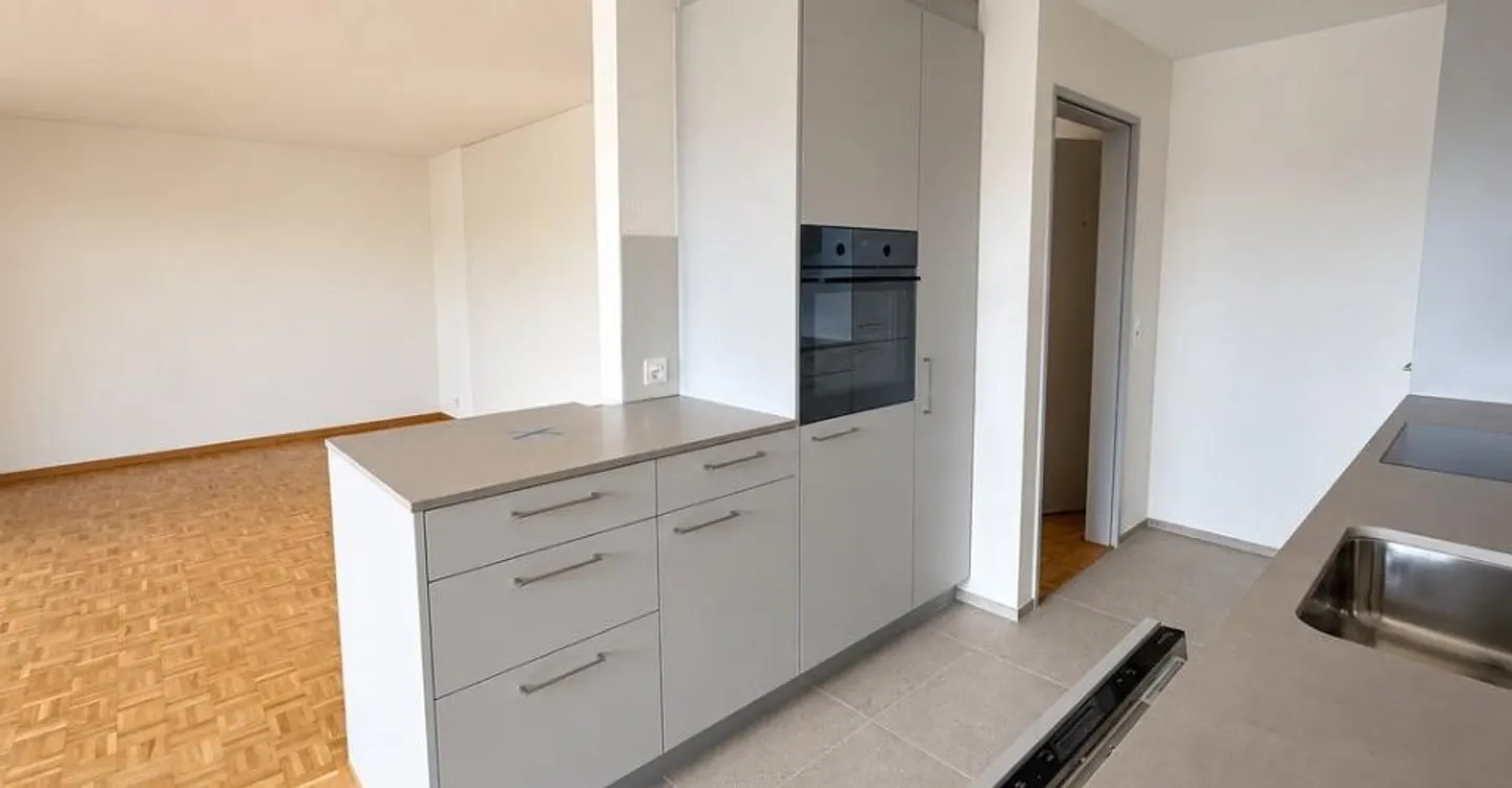 Appartement 3.5 pièces fraîchement rénové à Ostermundigen - Photo 5 sur 7