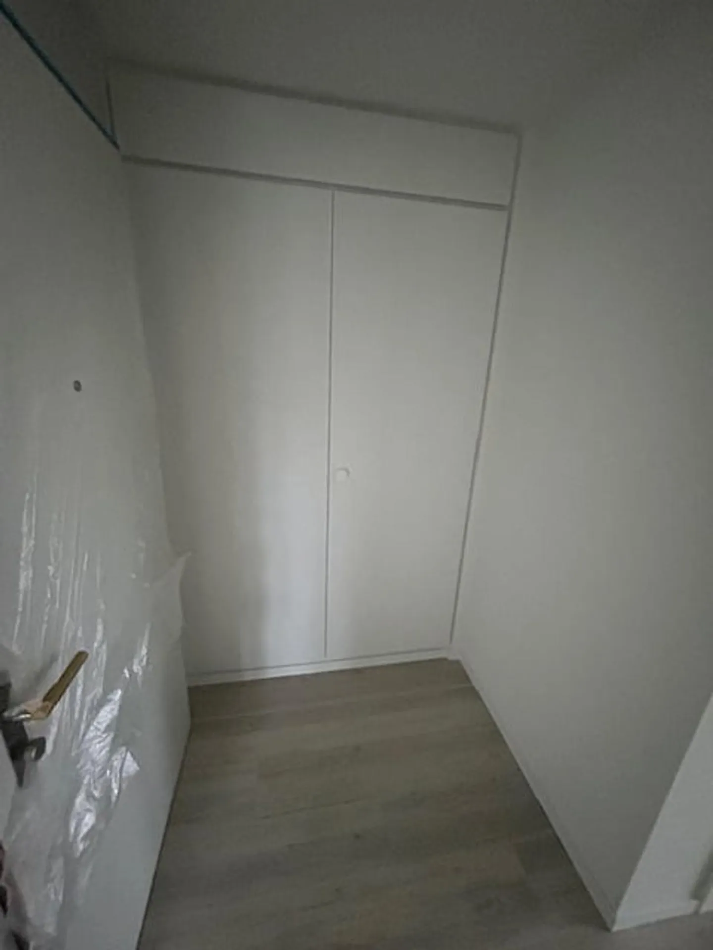 Wunderschöne 3,5-Zimmer-Wohnung mit Balkon in Boudry - Foto 10 von 10