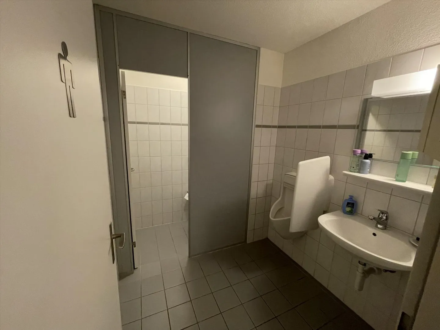 Emplacement idéal pour vos bureaux ! - Photo 7 sur 9