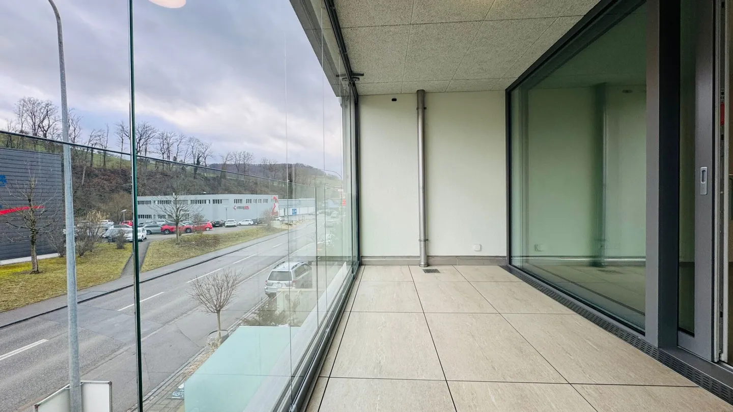 Appartamento esclusivo di 4,5 locali al 1° piano, incluso posto auto in garage sotterraneo - Foto 11 di 12