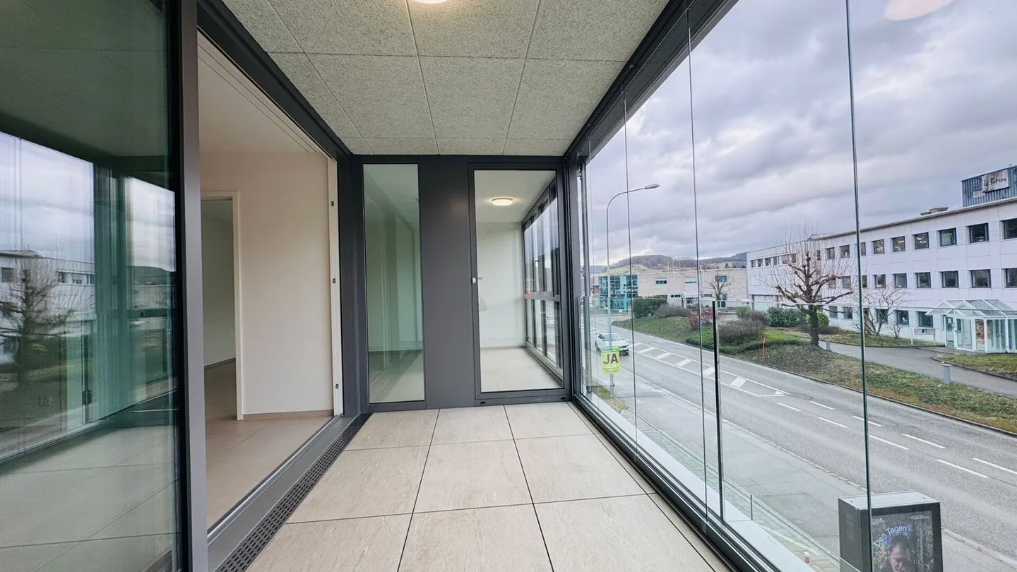 Appartamento esclusivo di 4,5 locali al 1° piano, incluso posto auto in garage sotterraneo - Foto 10 di 12