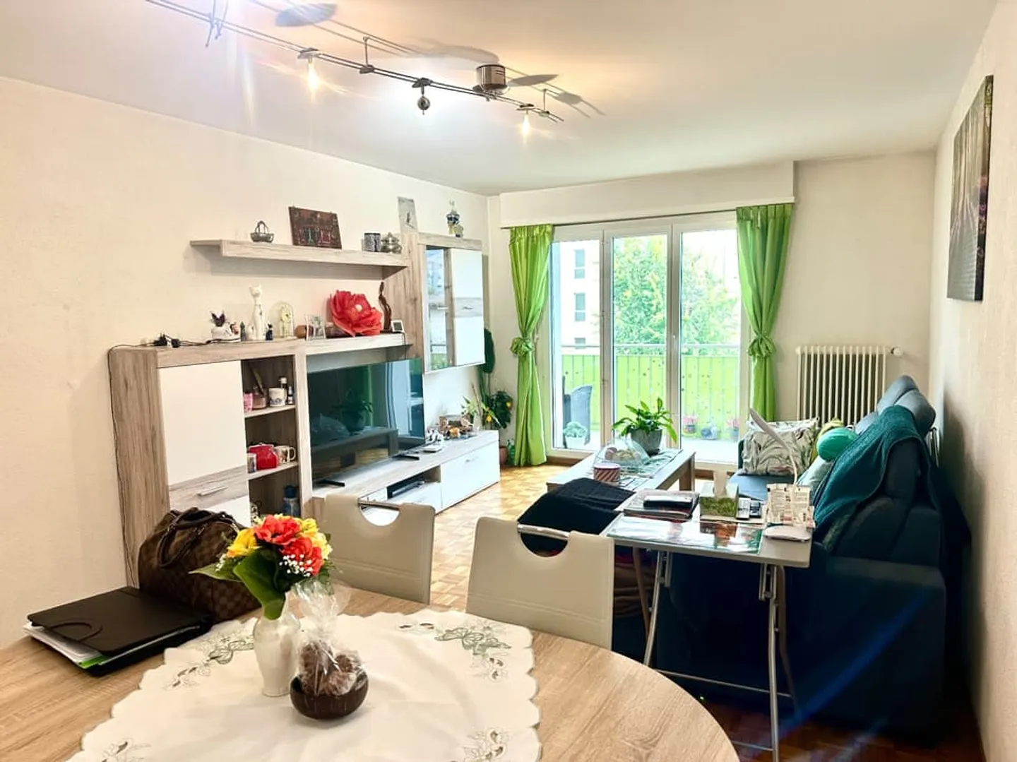 Nice 3.5-room apartment on the 2nd floor in Monthey - Photo 1 of 5