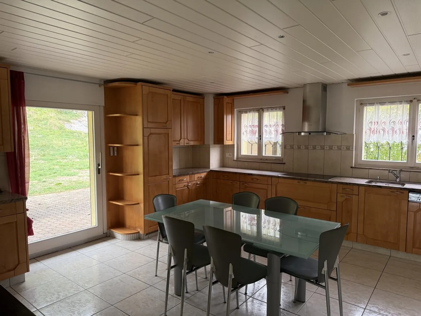 Appartement Charmant avec Jardin - Photo 4 sur 12