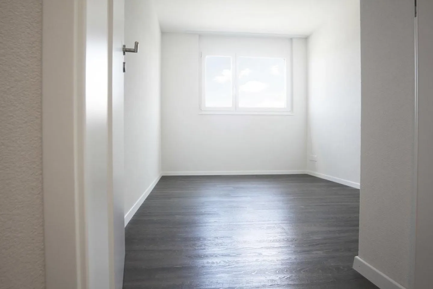 Moderne 4.5 Zimmerwohnung - Foto 5 von 12