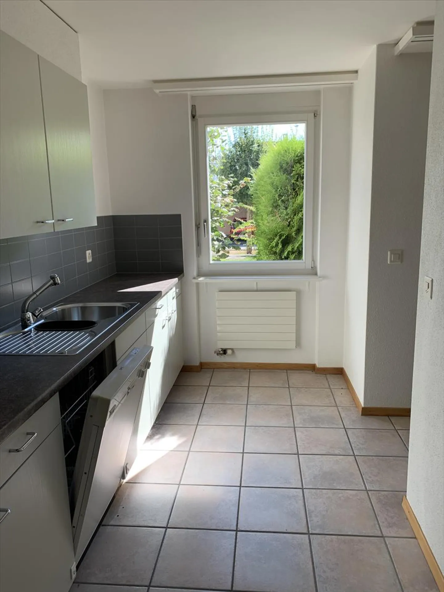Appartamento in affitto - Foto 3 di 6