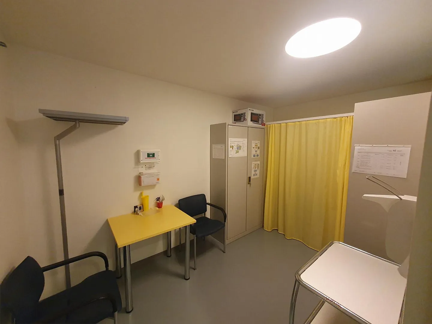 Spazi per uffici moderni, adatti anche come laboratorio o per terapia - Foto 14 di 17