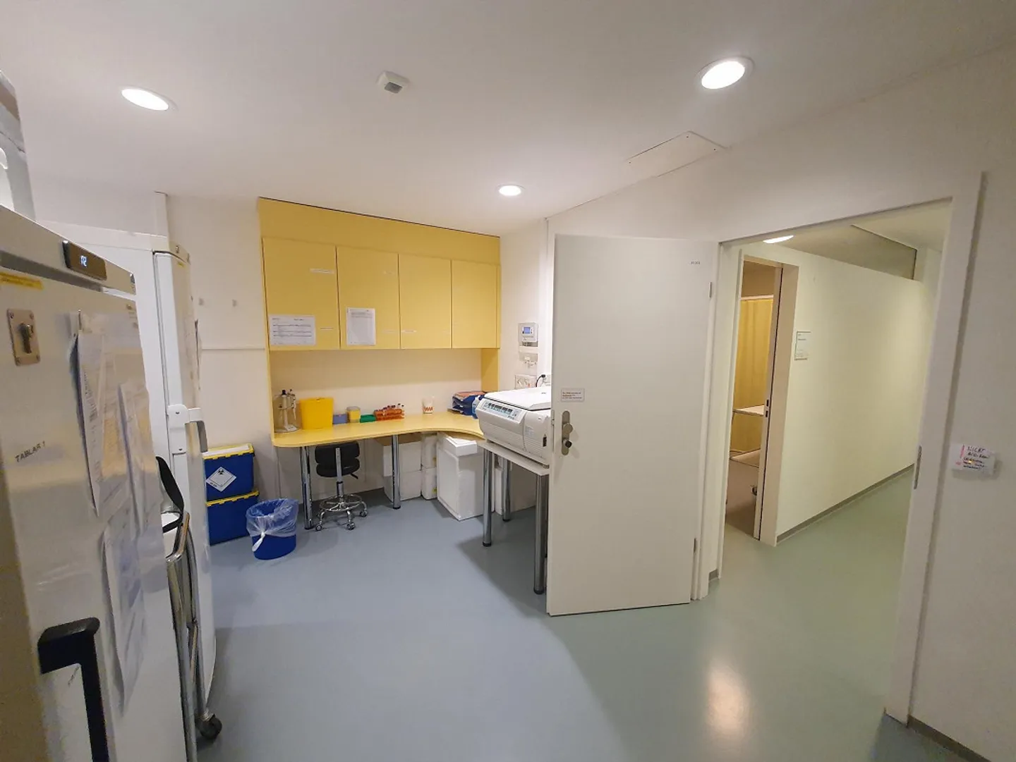 Spazi per uffici moderni, adatti anche come laboratorio o per terapia - Foto 16 di 17
