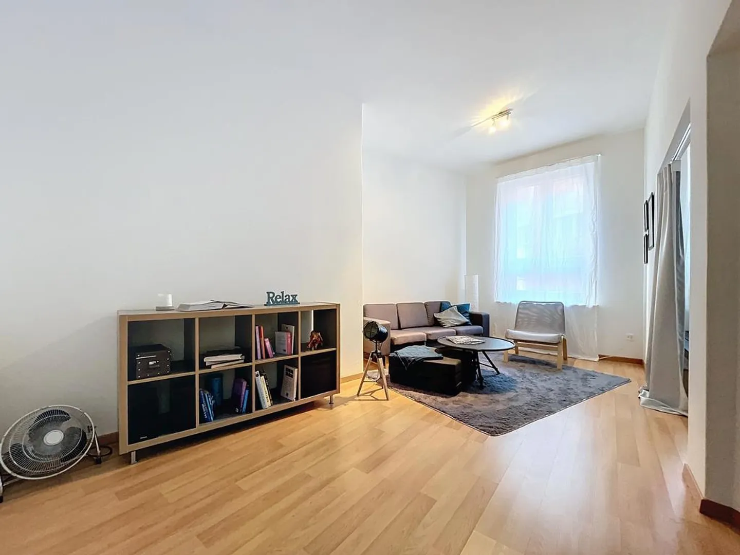 Bright commercial space in a central location - Photo 6 of 10