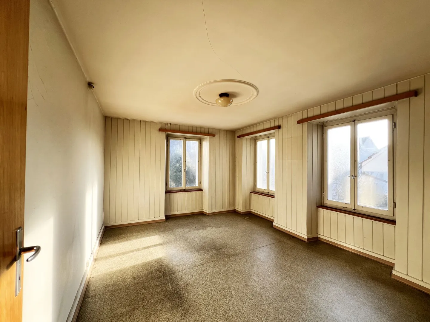 Ex fattoria con fienile, capanno, grande terreno e molto potenziale - Foto 6 di 10