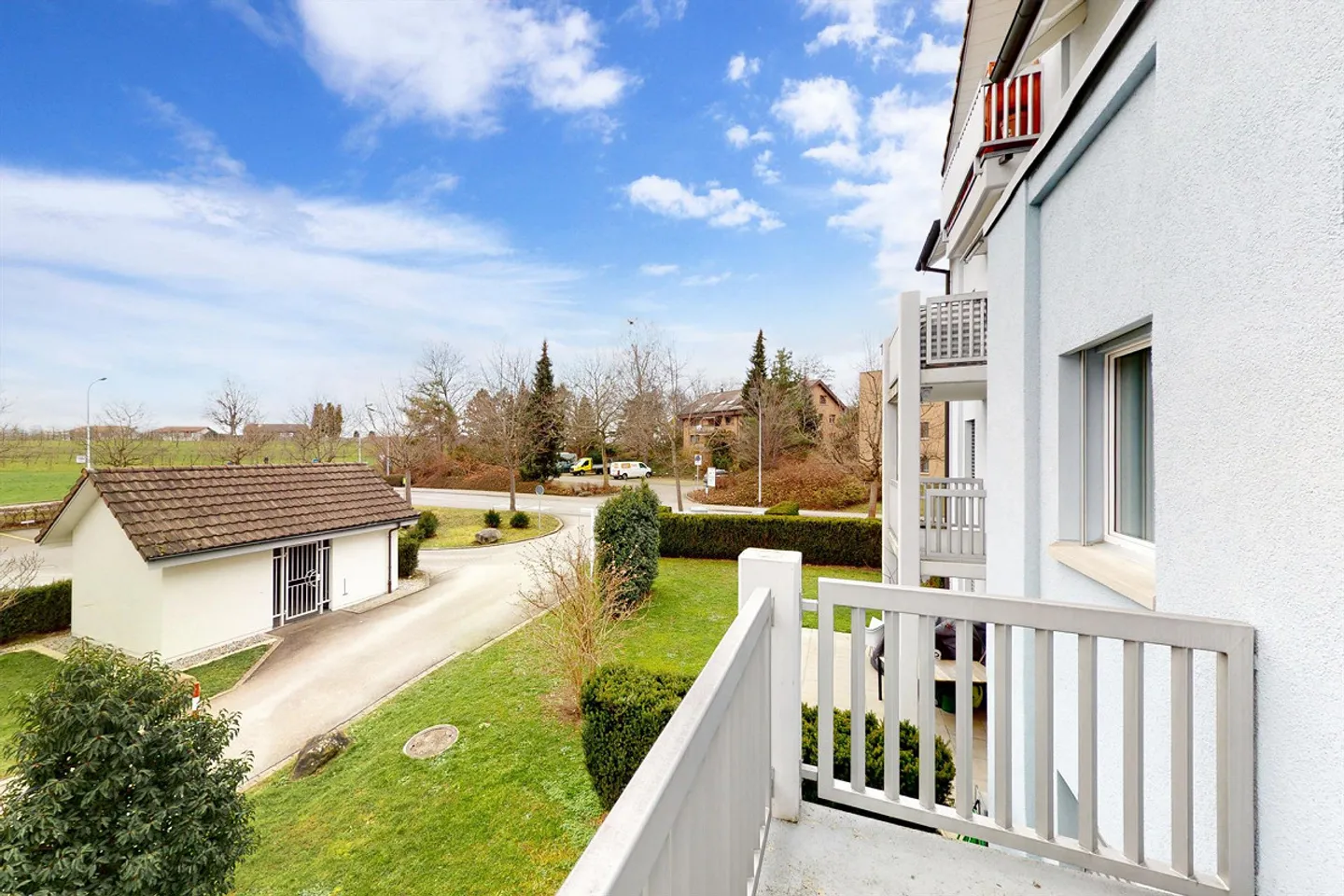 Ottimo appartamento singolo con balcone - Foto 8 di 8