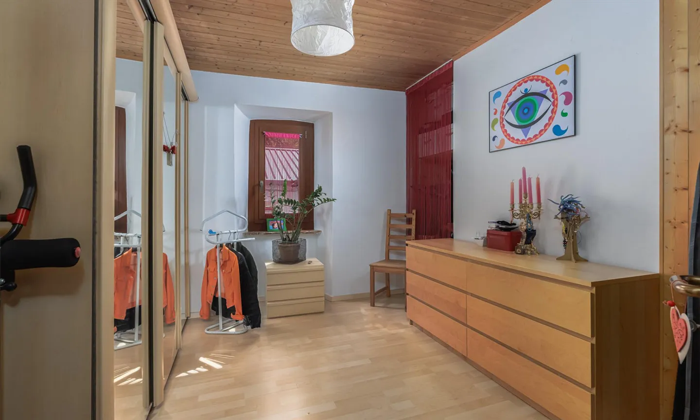 Romantisches Haus 4.5 Zimmer mit Garten in Arzo - Foto 8 von 9