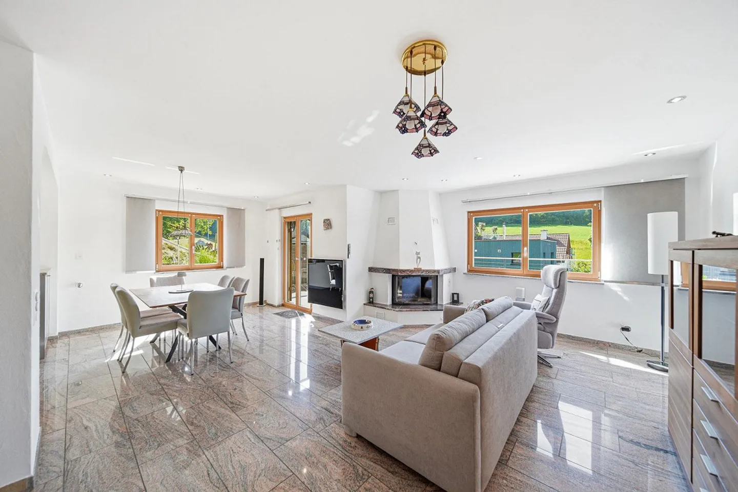AFFASCINANTE CASA A SCHIERA CON VISTA - Foto 4 di 5