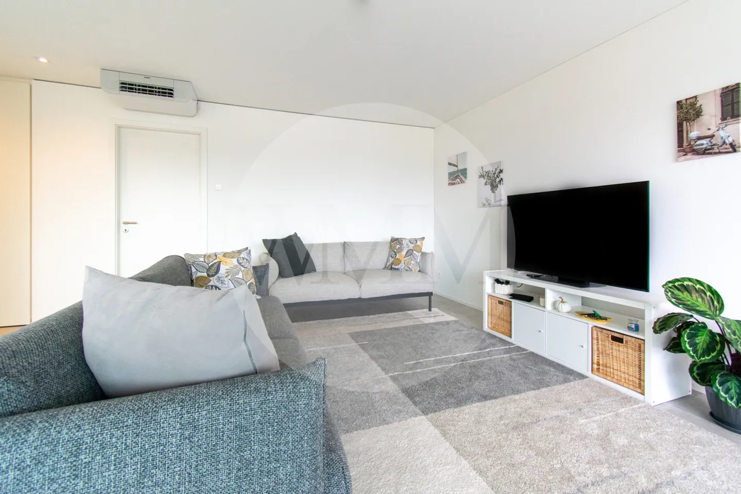 Appartement avec meubles, terrasse et belle vue - Photo 5 sur 18