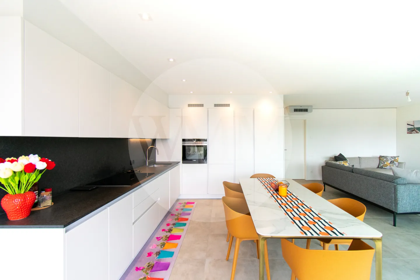 Appartement avec meubles, terrasse et belle vue - Photo 11 sur 18