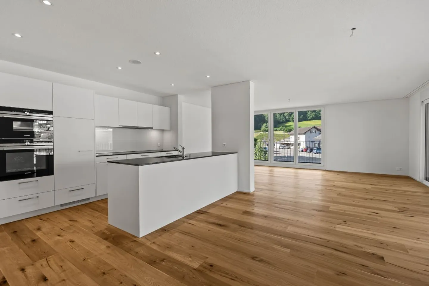 Moderne 4.5-Zimmer-Wohnung - Foto 1 von 13