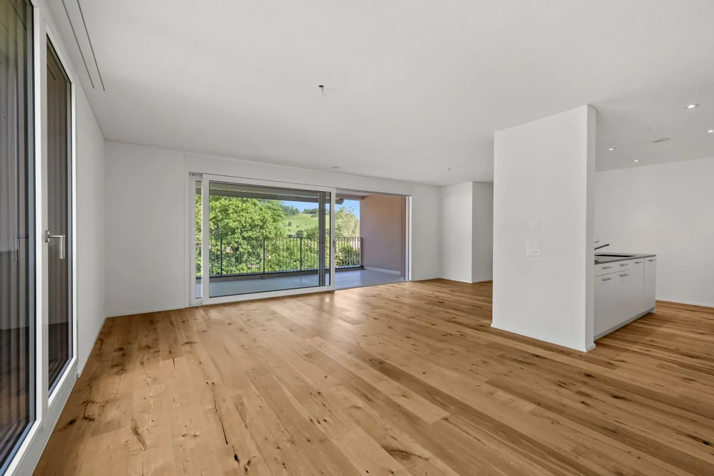 Moderne 4.5-Zimmer-Wohnung - Foto 6 von 13