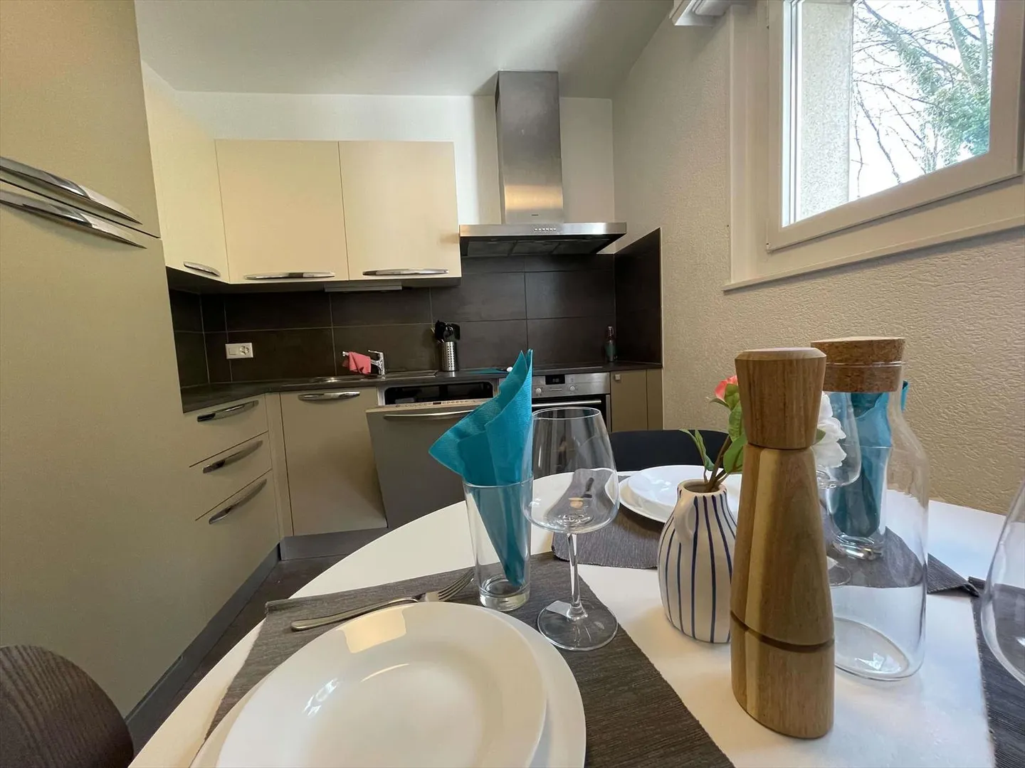 Room 1 - Photo 18 of 25