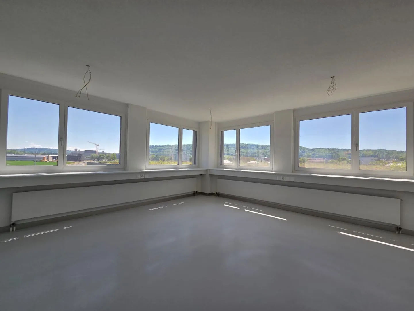 Spazi per uffici e commerciali rappresentativi con eccellenti collegamenti di trasporto - Foto 2 di 13