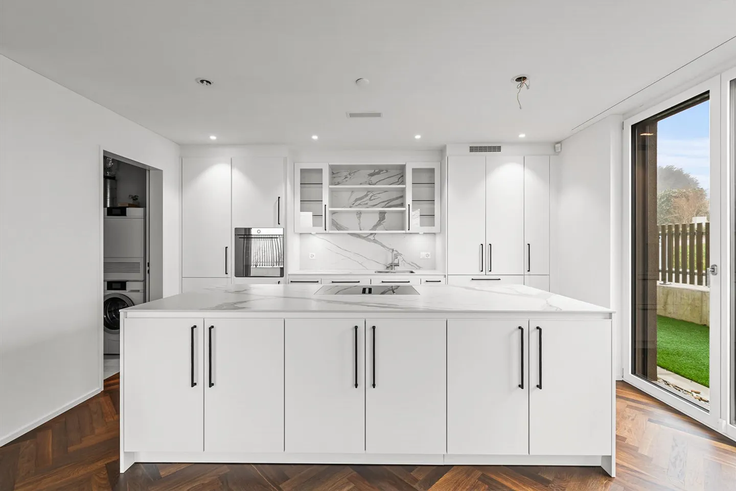 Vivere modernamente con vista sulle Alpi - Foto 1 di 19