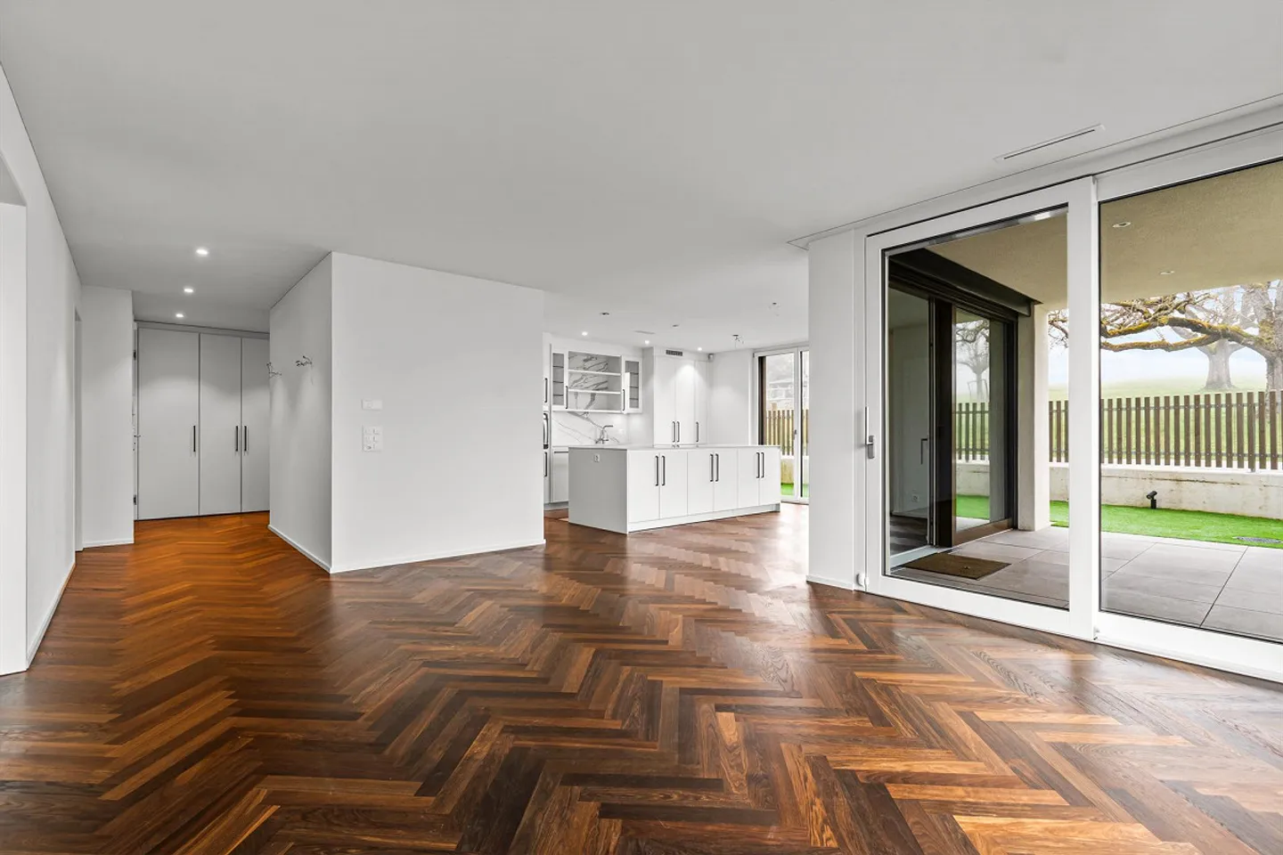 Vivere modernamente con vista sulle Alpi - Foto 5 di 19