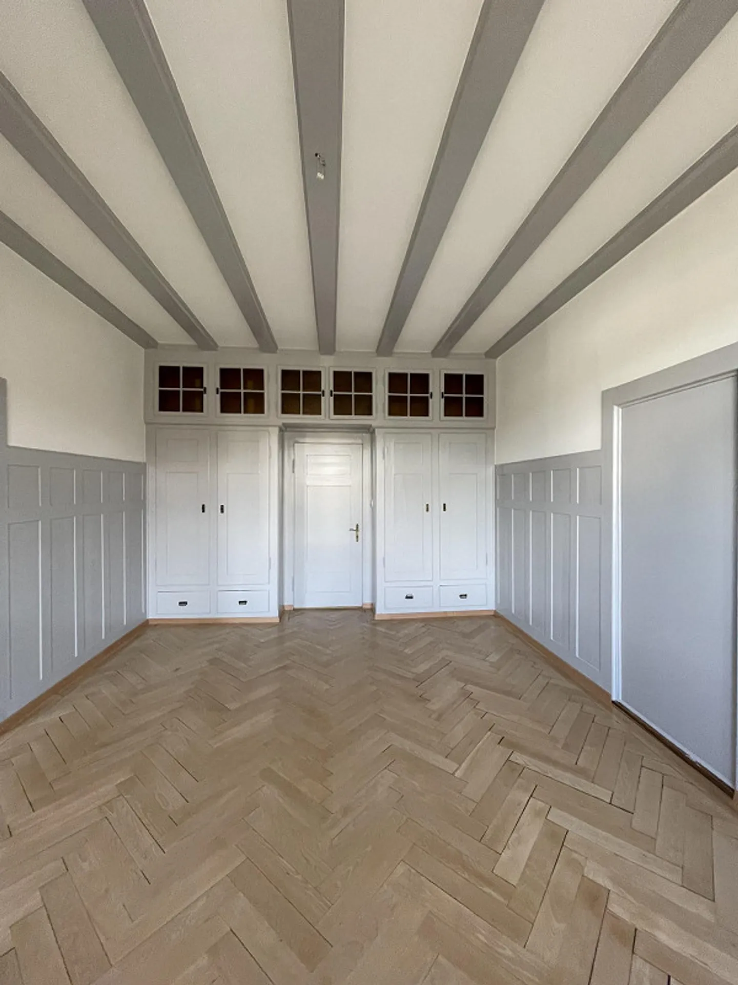 Appartamento elegante di 5 stanze nel cuore di St. Gallen - Foto 7 di 10