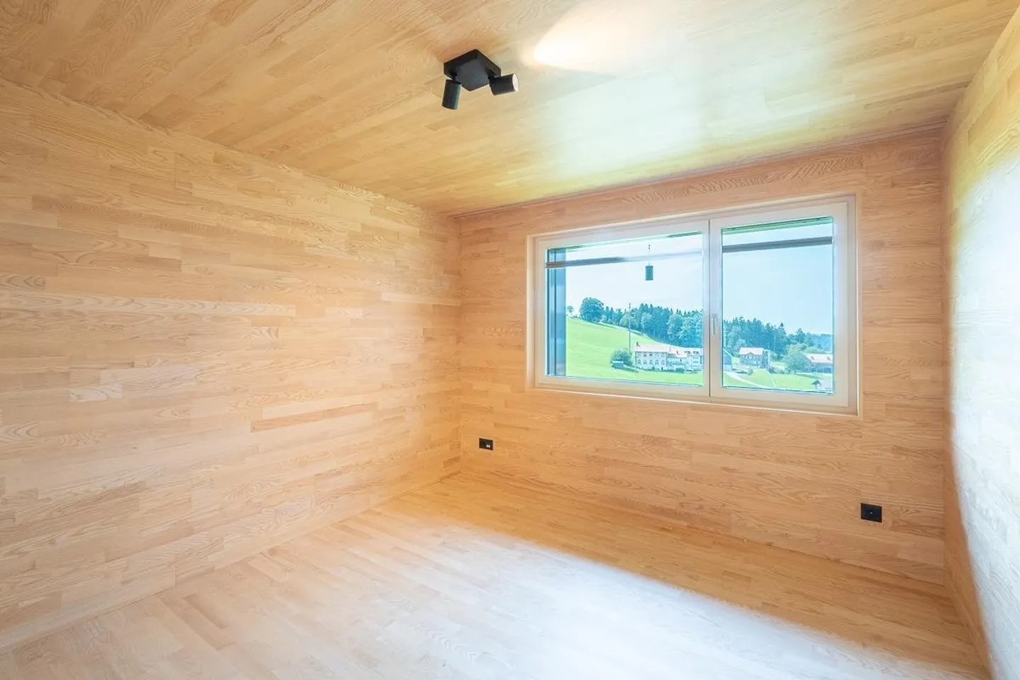 Hochwertige 4.5-Zi. Wohnung mit Loggia & Weitblick - Foto 6 von 12