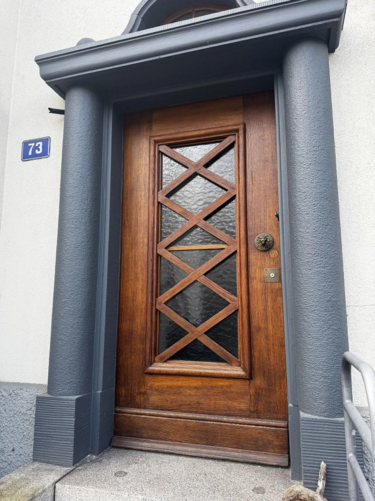 Townhouse next to Roche - Photo 2 of 26