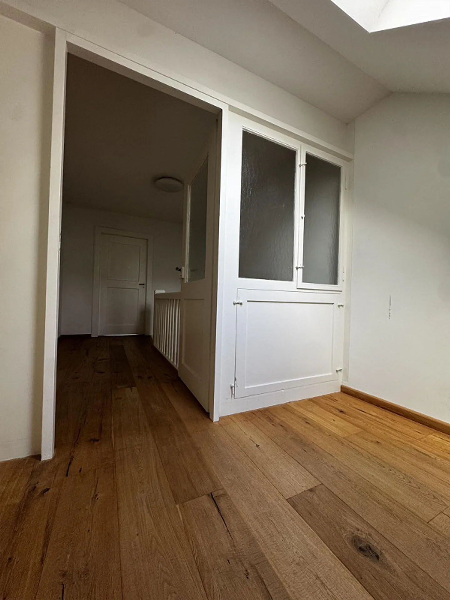 Townhouse next to Roche - Photo 23 of 26