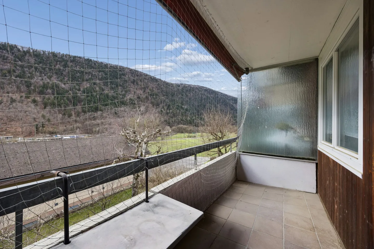 Duplex apartment with a view of greenery - Photo 9 of 12