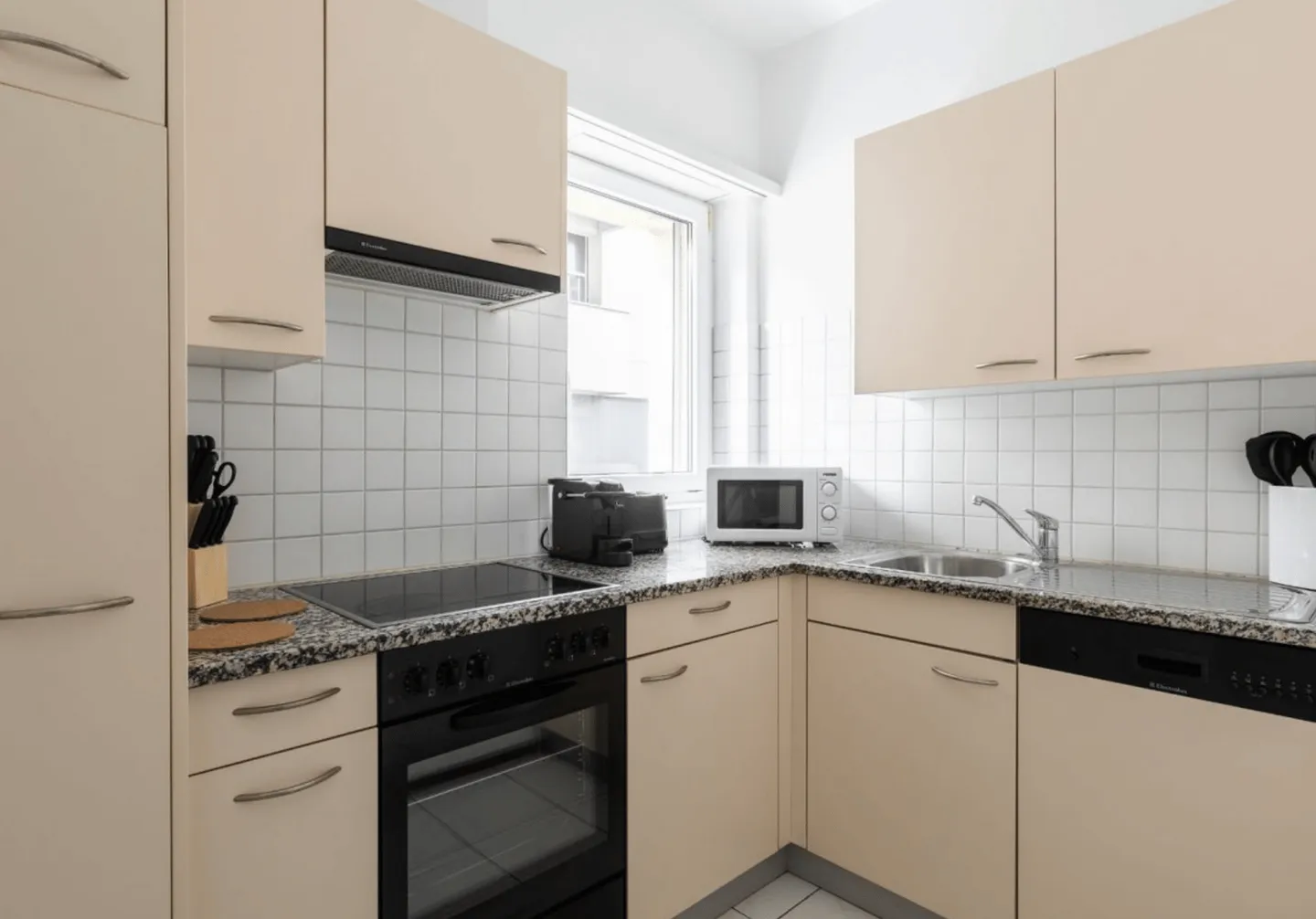 Apartment with 3.5 rooms, 3 minutes walk from the lake - Photo 5 of 10