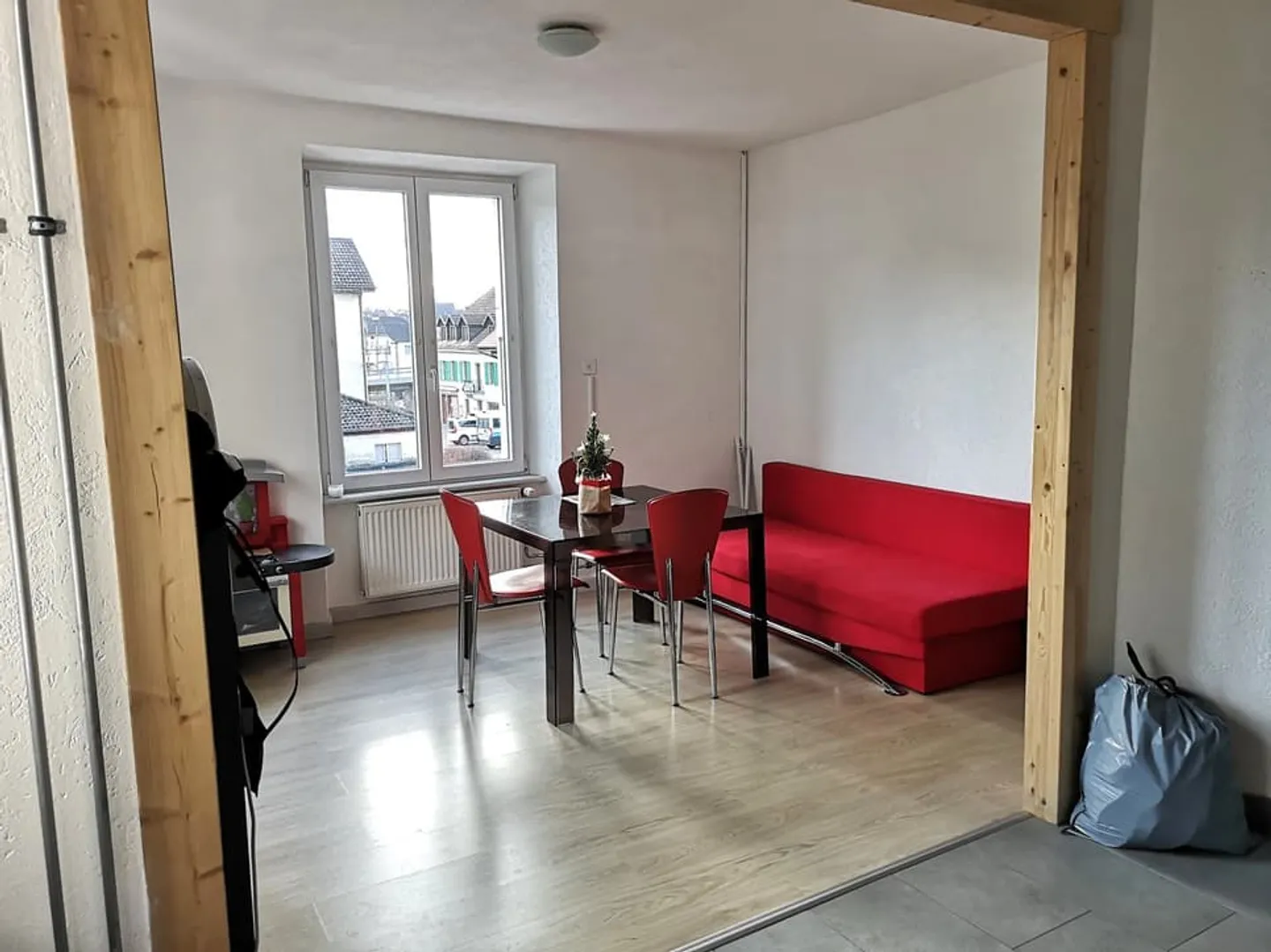 Apartment with communal garden, private parking space - Photo 9 of 13