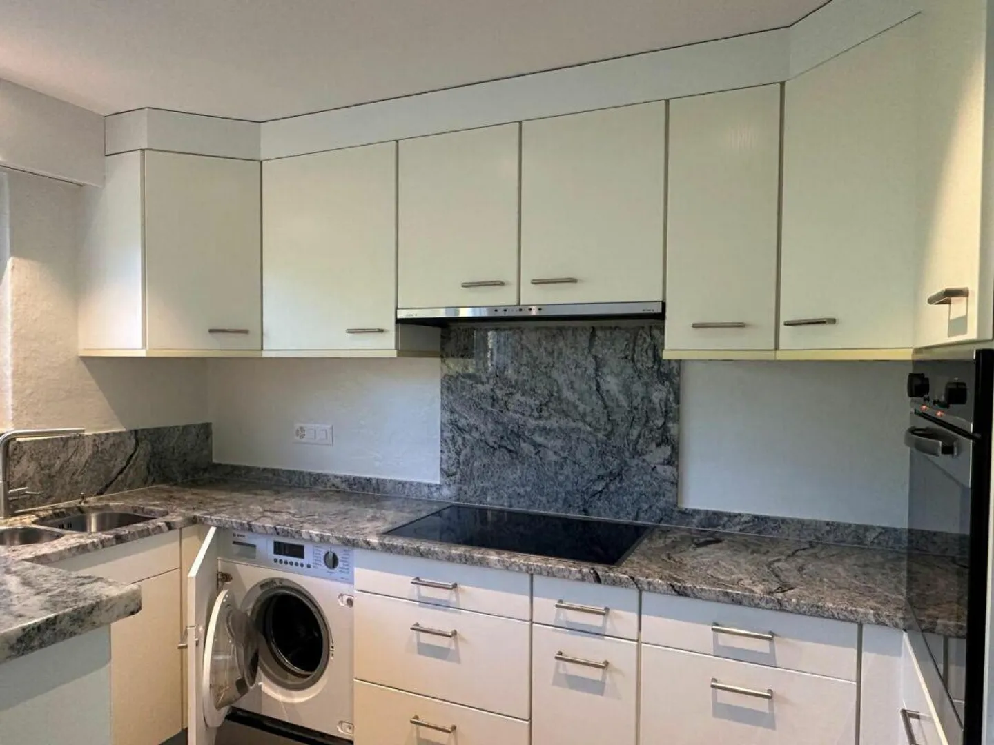 Frisch renovierte Wohnung mit herrlichem Ausblick - Foto 5 von 13