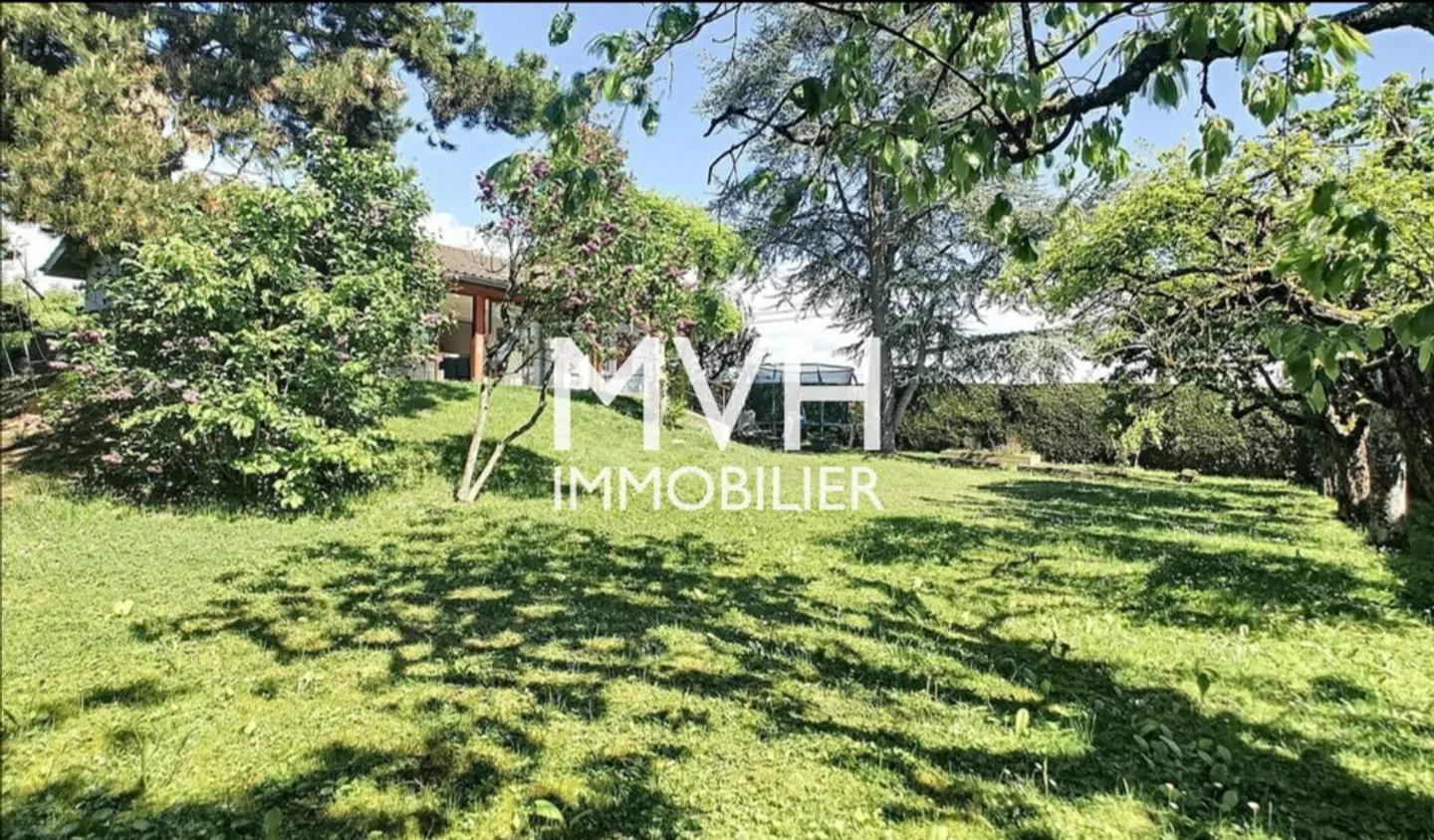 Casa Incantevole con Giardino - Foto 3 di 9