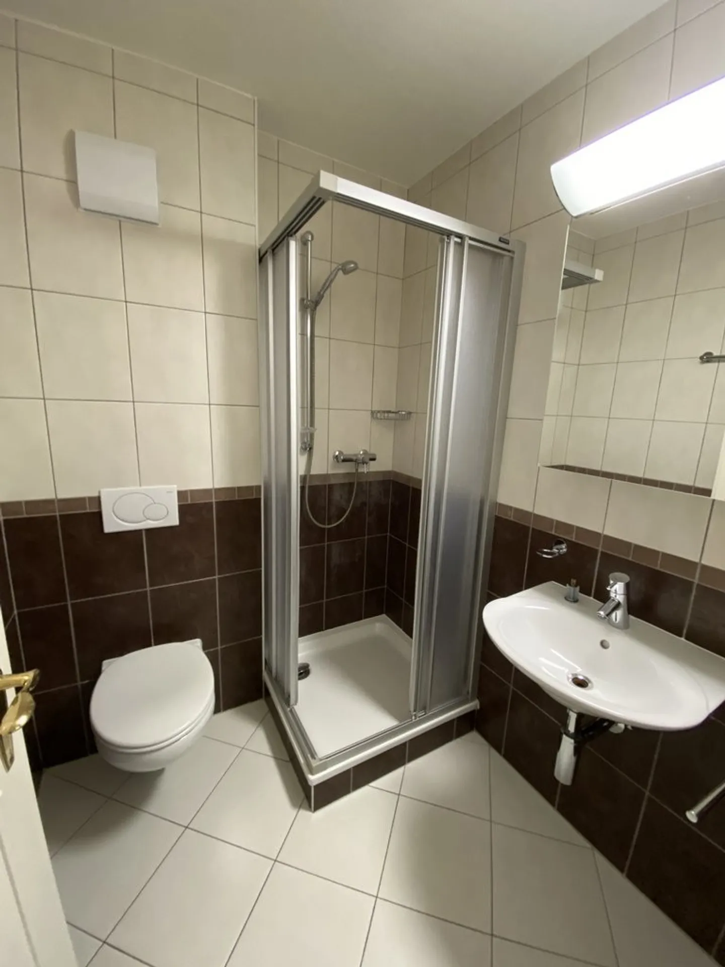 Schöner Duplex mit 4,5 Zimmern im 2. Stock - Foto 8 von 12
