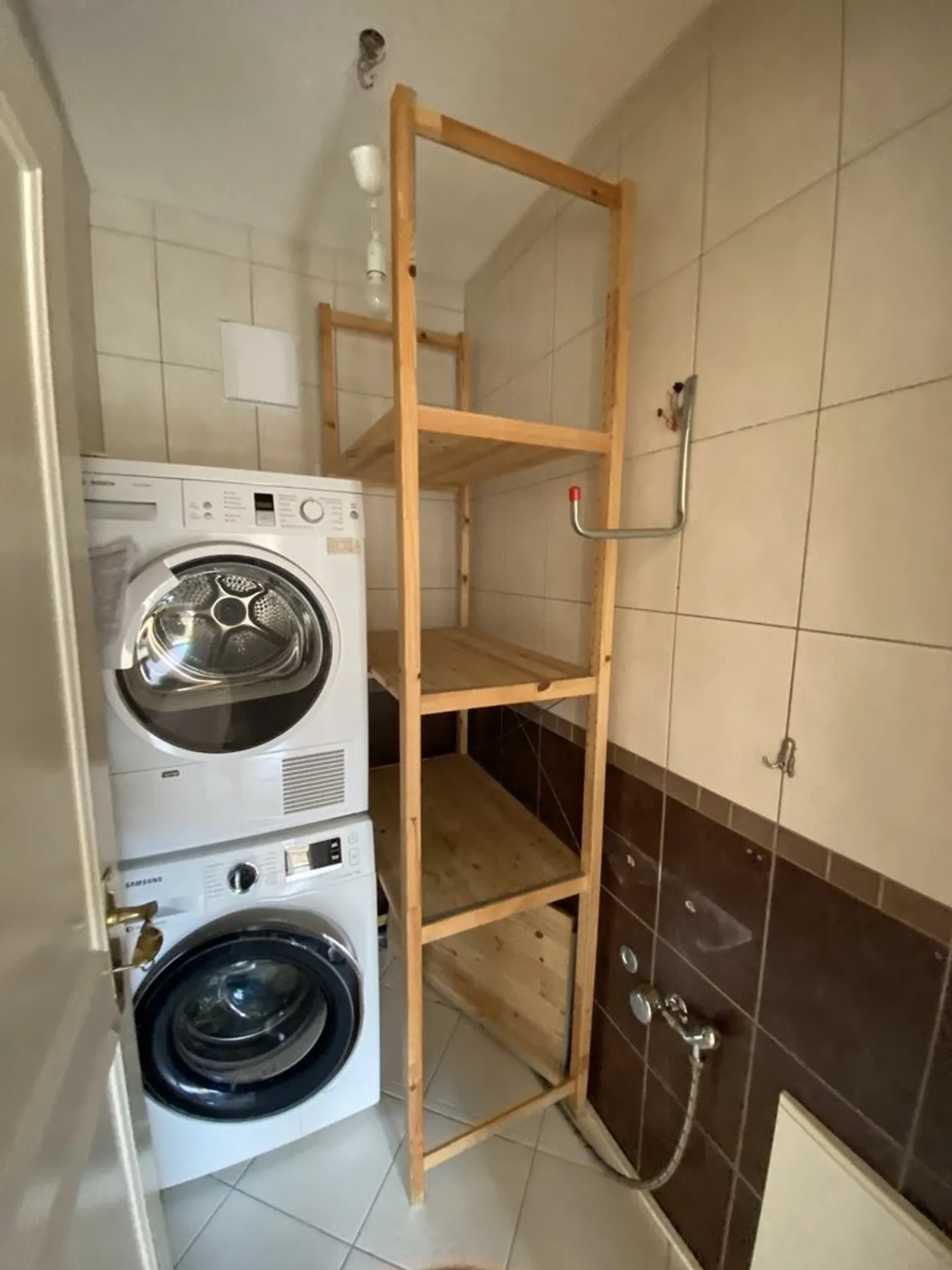 Schöner Duplex mit 4,5 Zimmern im 2. Stock - Foto 9 von 12