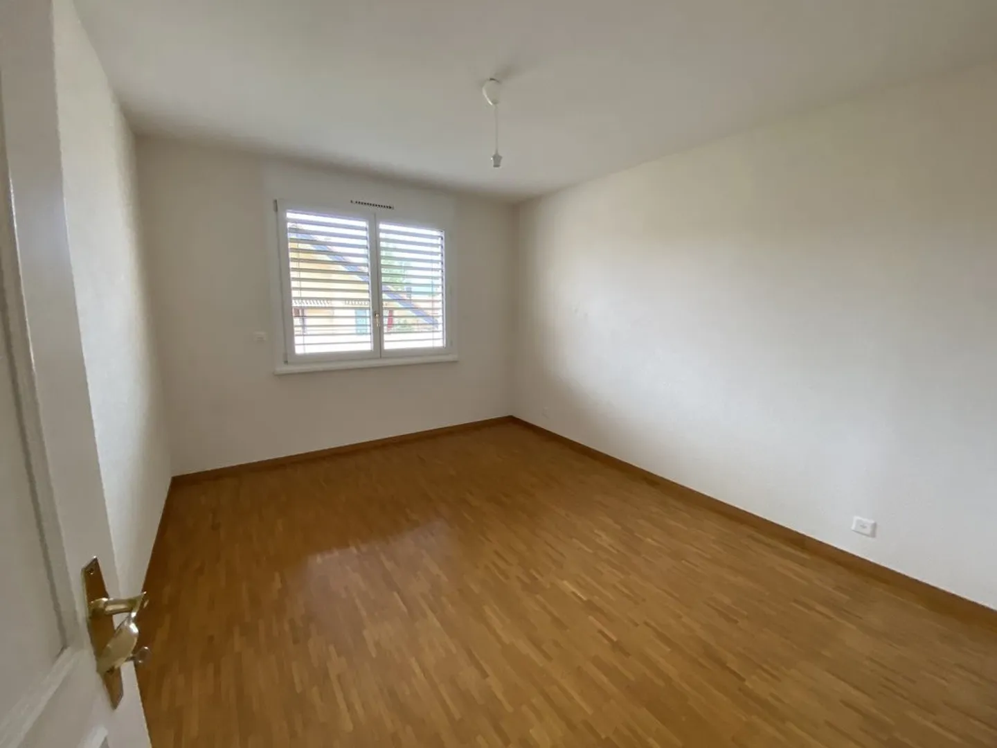 Schöner Duplex mit 4,5 Zimmern im 2. Stock - Foto 10 von 12