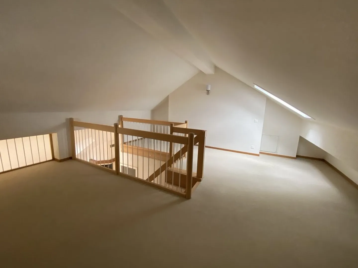 Schöner Duplex mit 4,5 Zimmern im 2. Stock - Foto 6 von 12