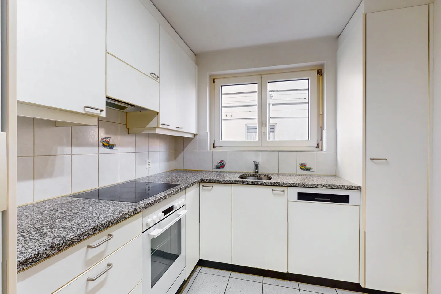 Appartamento affascinante con terrazza per sentirsi bene - Foto 6 di 9