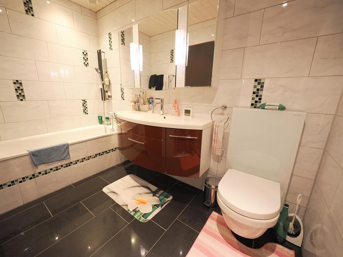 5.5-room terraced single-family house with terrace in Bützberg - Photo 11 of 19