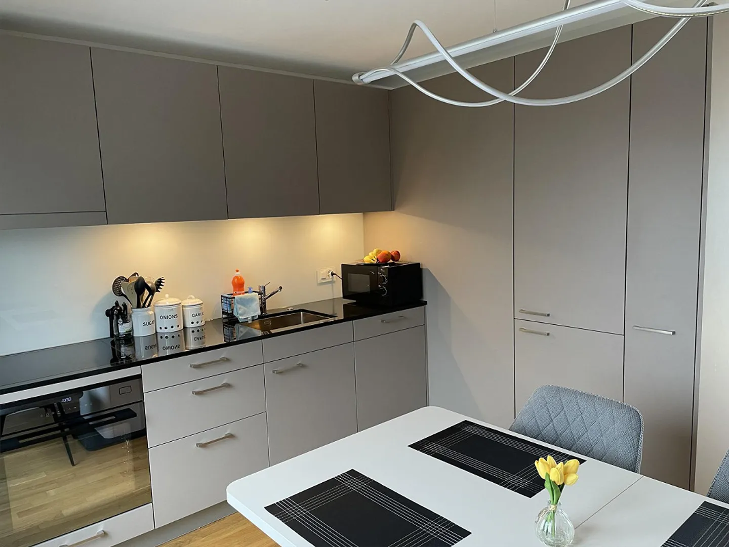 Moderne Attikawohnung in Frick - Foto 2 von 11