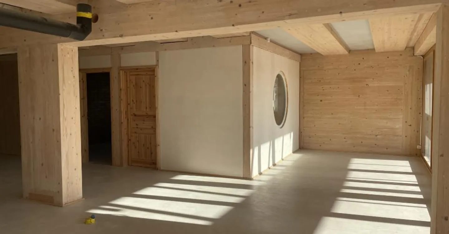 Appartamento 4 locali affascinante - Foto 3 di 6