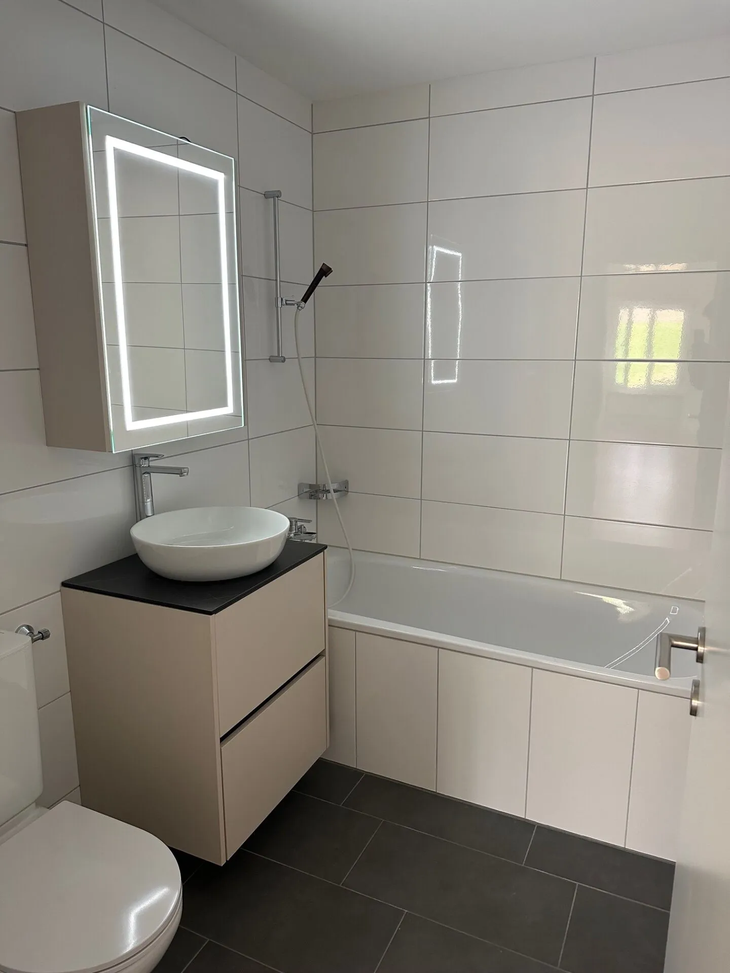 Propriété d'investissement moderne et attrayante près de la gare - Photo 7 sur 8