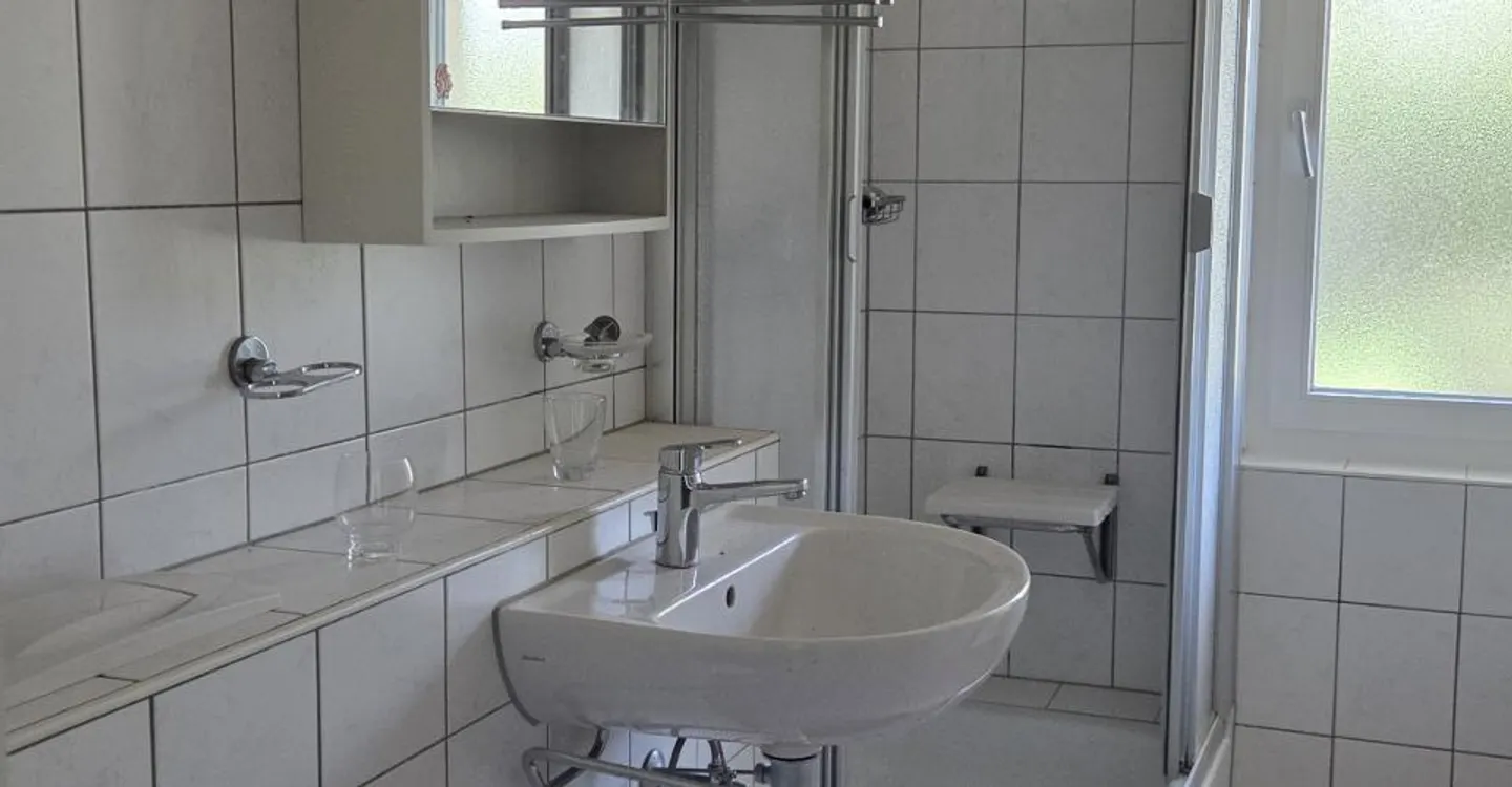 Wohnung in einem kleinen 3-stöckigen Gebäude. - Foto 7 von 10