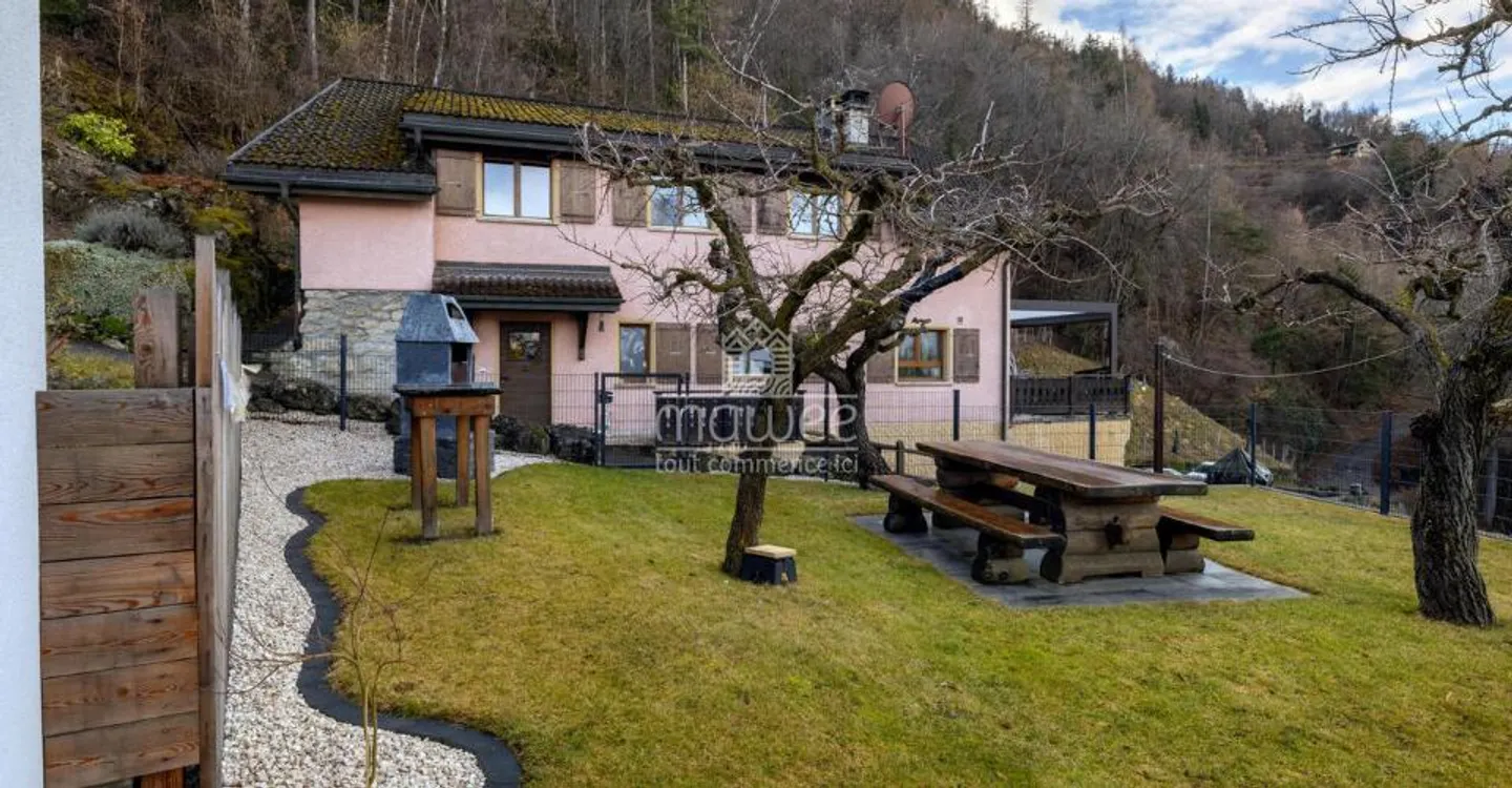 Maison Mitoyenne avec Vue Imprenable - Photo 5 sur 12