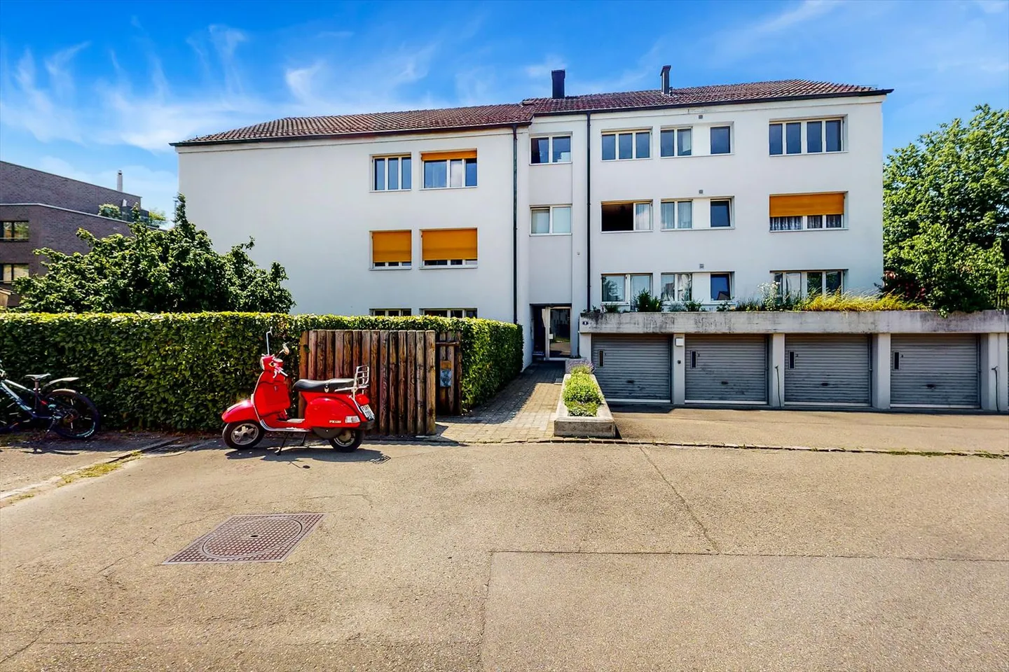 Beautiful and bright apartment in a quiet location - Photo 1 of 5