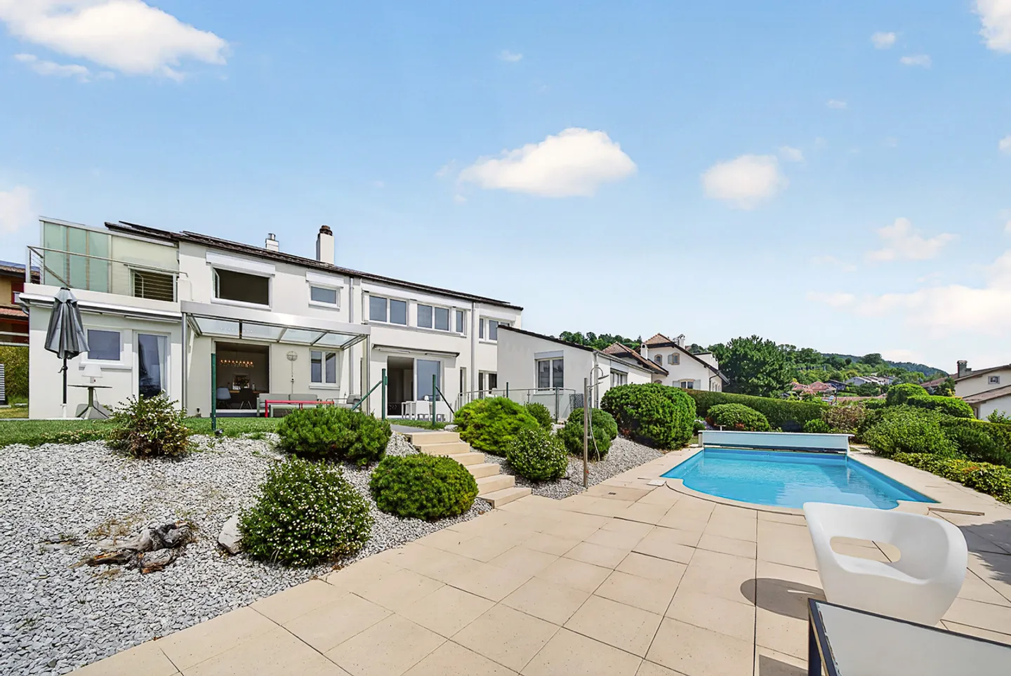 Propriété magnifique dans un quartier huppé de Lutry, avec vue sur le lac - Photo 24 sur 25