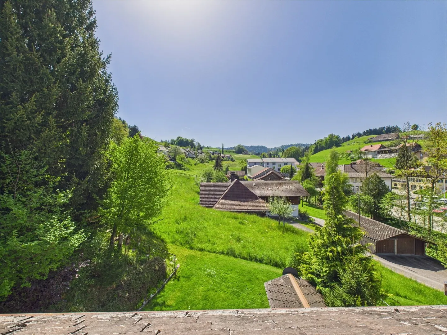 Charmante Wohnung mit Aussicht - Foto 1 von 7