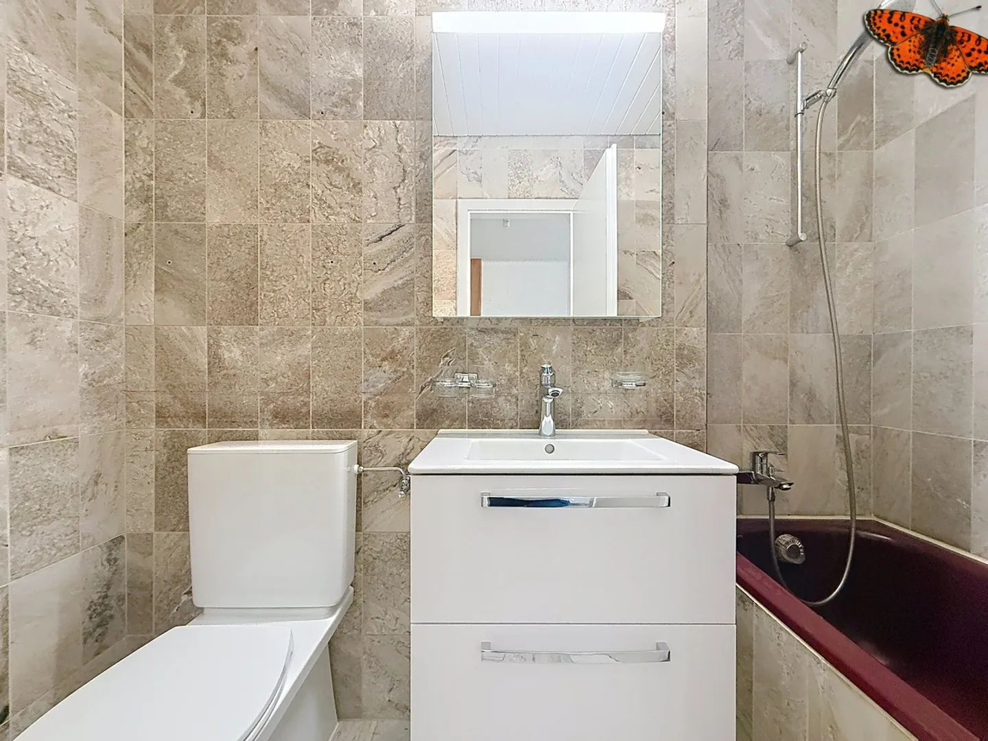 1½ STANZE - Con un balcone - Foto 5 di 6