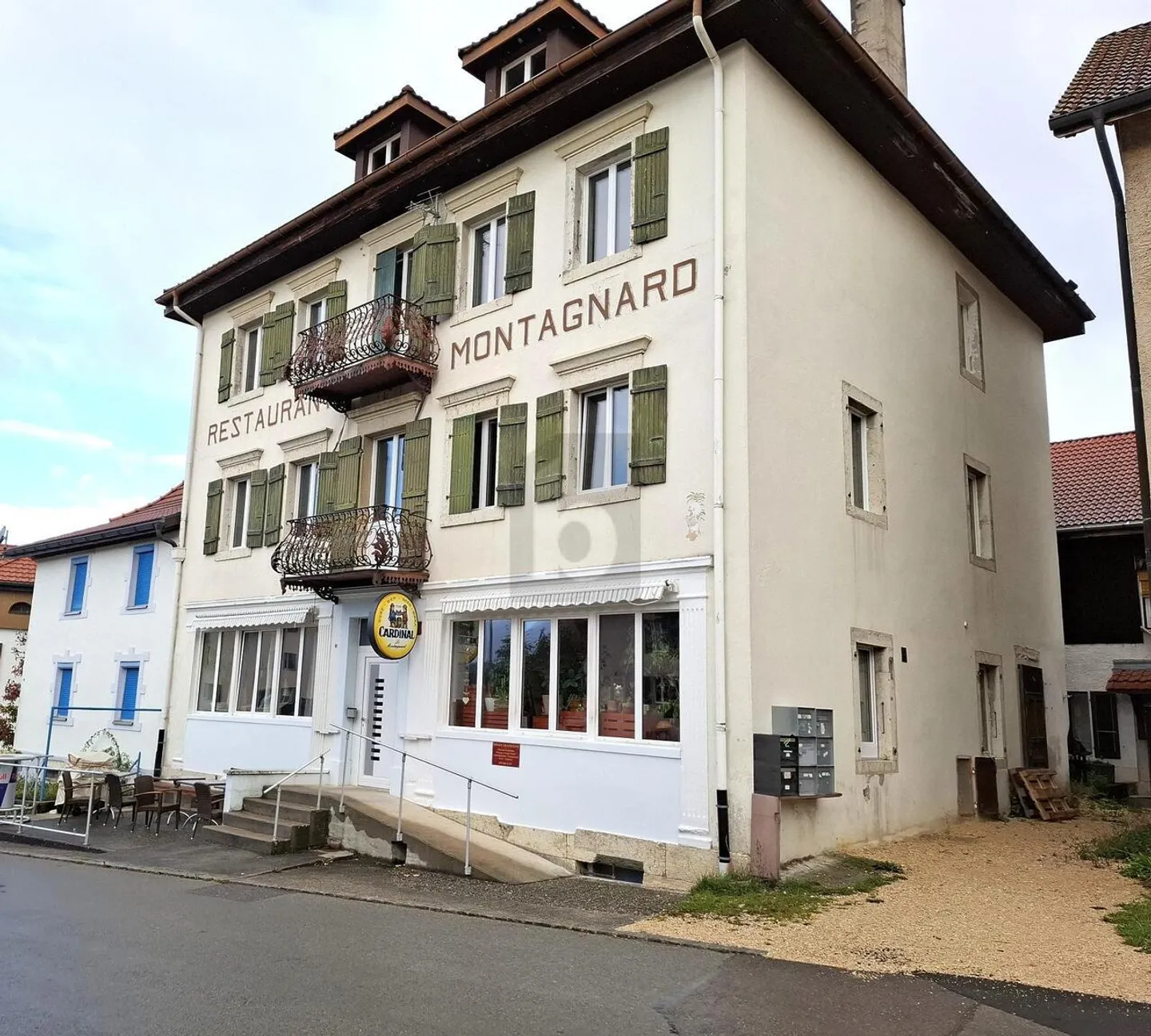 Immeuble résidentiel à vendre - Photo 1 sur 6